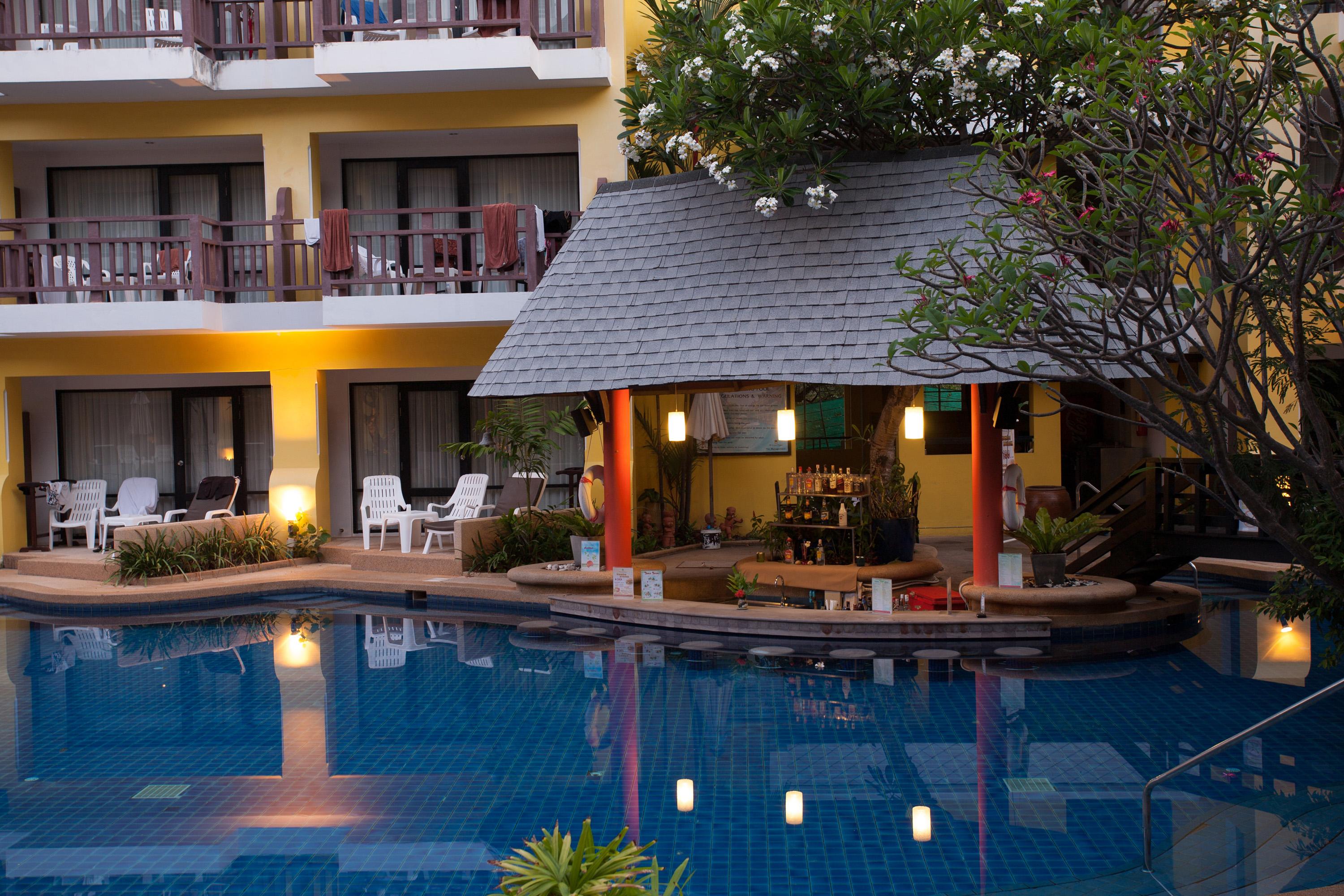 Woraburi Phuket Resort & Spa - Sha Plus Karon Exterior foto